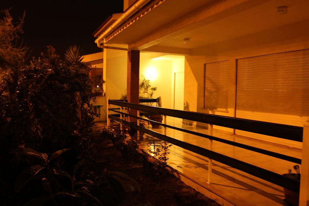 Canas Beach House - Al Areia Branca Eksteriør billede